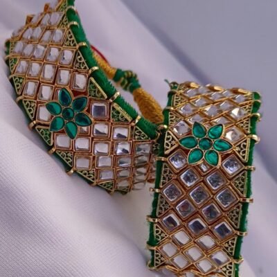 Rajasthani Kundan Green Pochi Set