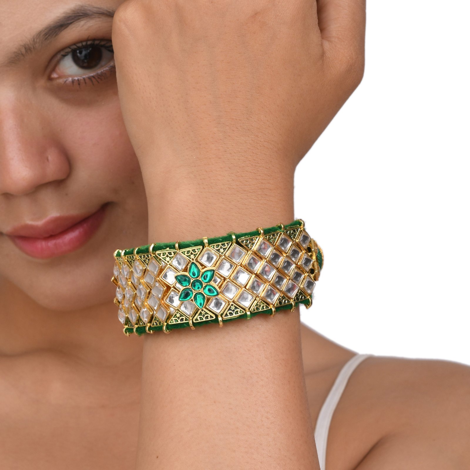 Kundan Green Pochi Bracelet Set - Image 5